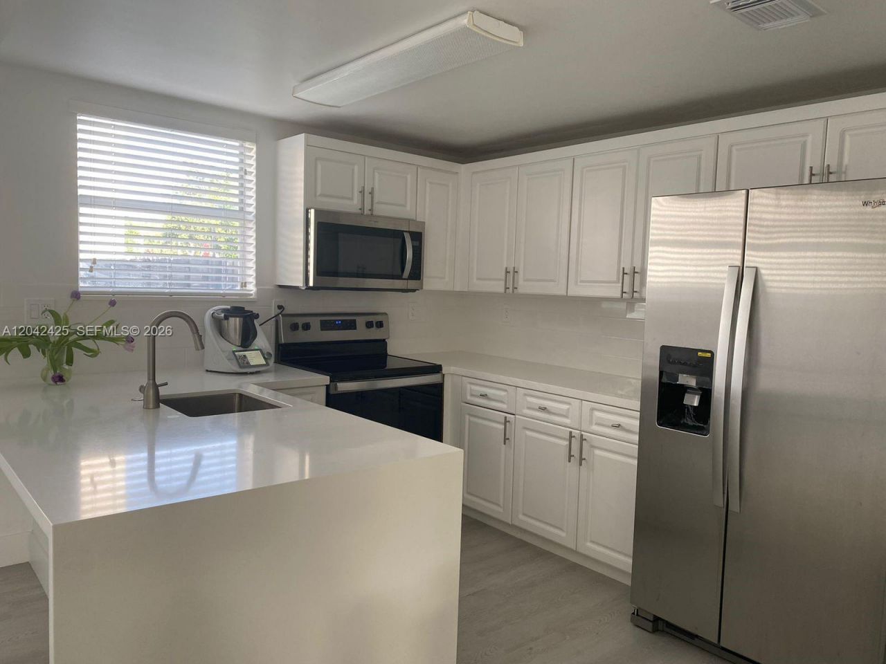 5245 NW 112th Ave , Unit 8, Doral, FL 33178 Photo