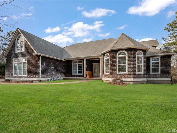 138 Maggie Drive , East Quogue, NY 11942