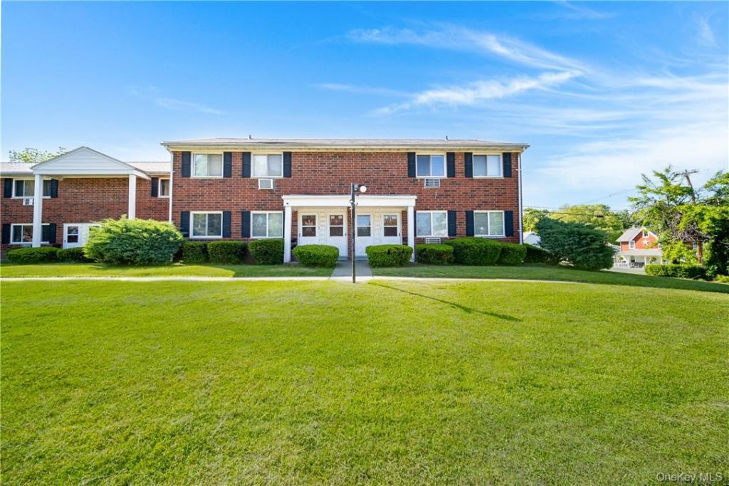 44 Manor Drive, Unit 44, Cornwall, NY 12518 Main Photo