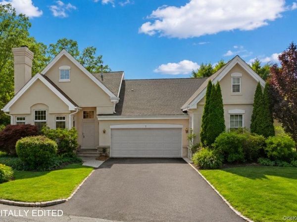 2 Doral Greens Drive E, Rye Brook, NY 10573