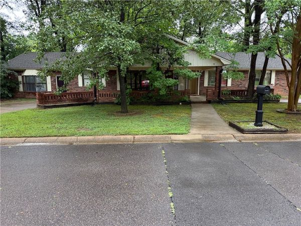 410 N JOPLIN Place , Russellville, AR 72801