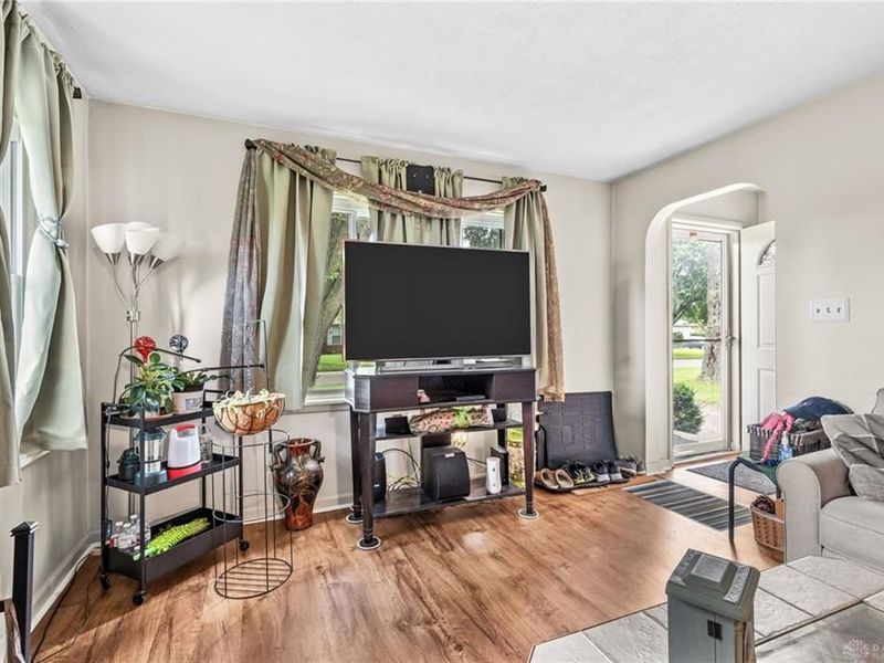 4948 Dinsmore Road, West Carrollton, OH 45449 Photo 8