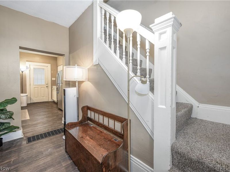501 Rentschler Street, Akron, OH 44304 Photo 9