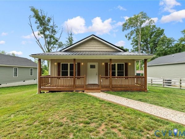 2357 Layne Street, Farmville, VA 23901