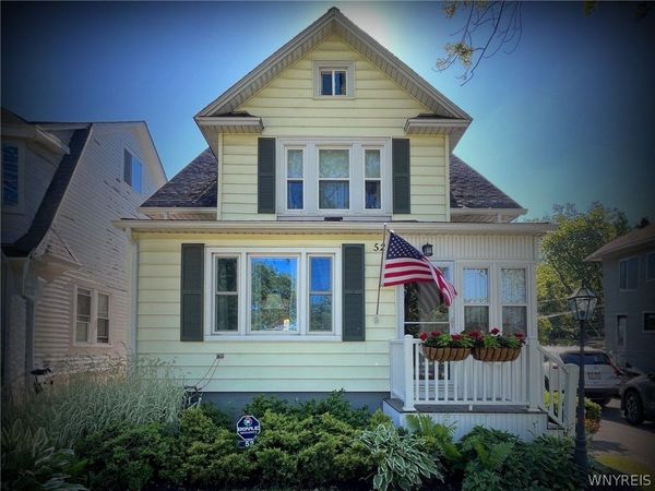 52 Lakeview Parkway , Lockport, NY 14094