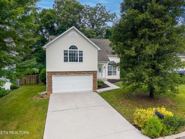 929 Station View Rd, Knoxville, TN 37919