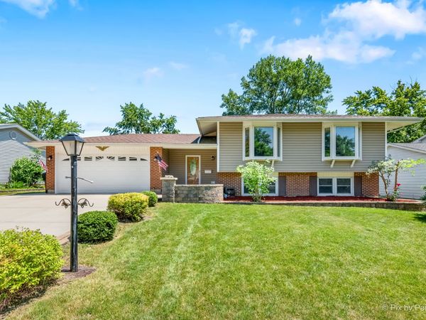 4145 Winston Drive , Hoffman Estates, IL 60192