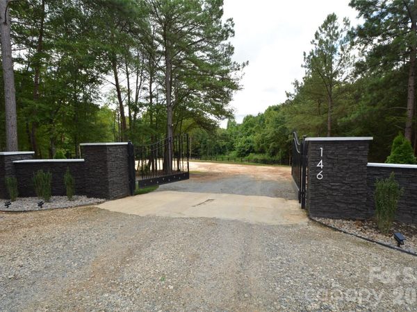 146 Julius Mac Road, Stanley, NC 28164