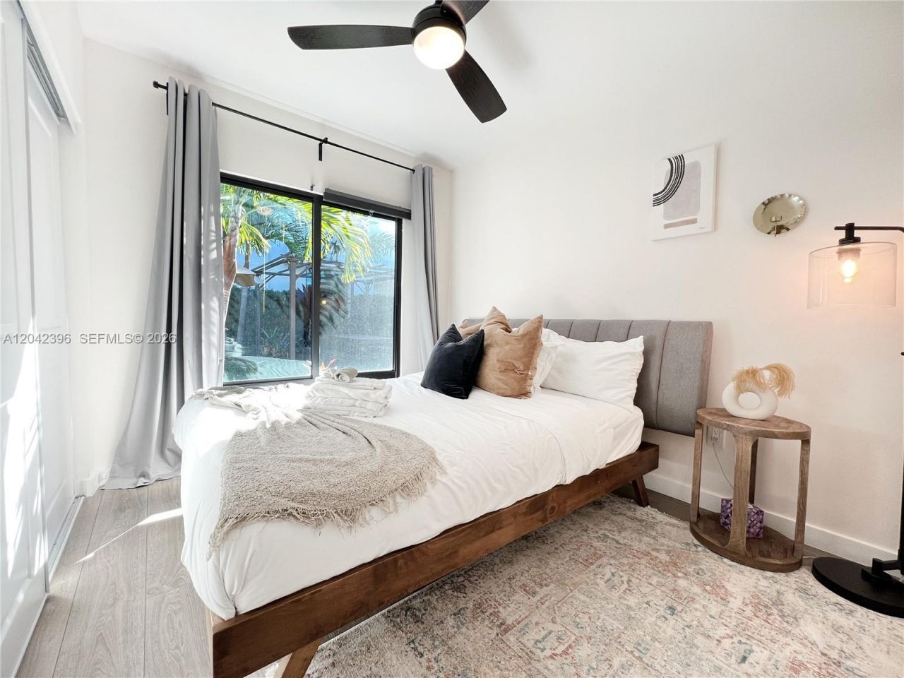 1240 NE 17th Ave, Unit 1, Fort Lauderdale, FL 33304 Photo