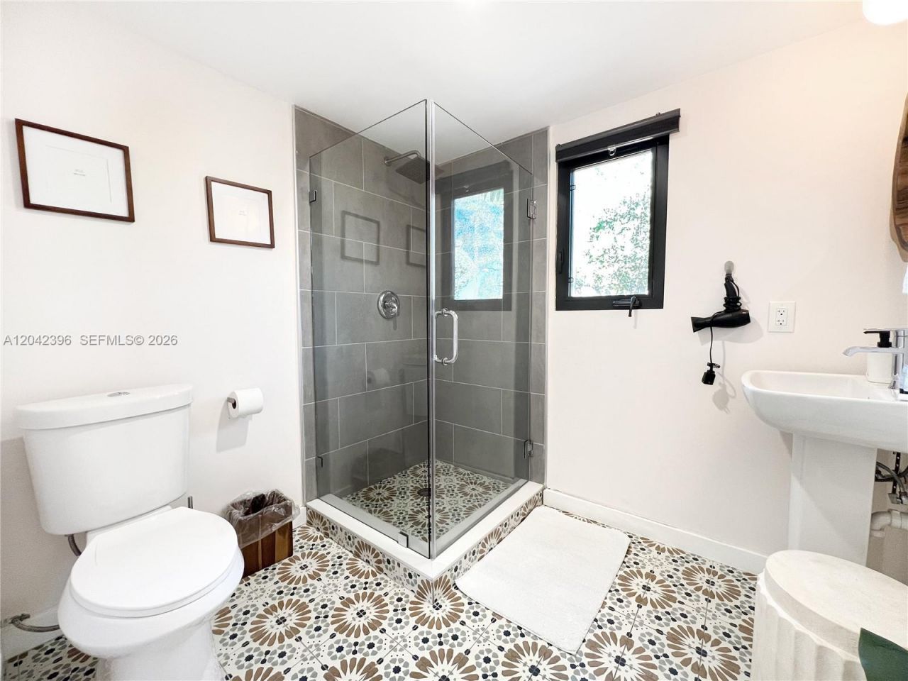 1240 NE 17th Ave, Unit 1, Fort Lauderdale, FL 33304 Photo