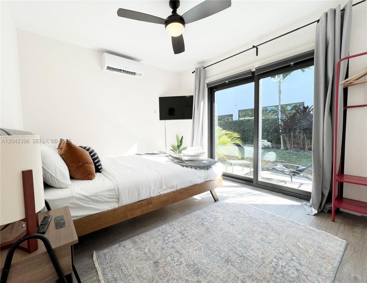 1240 NE 17th Ave, Unit 1, Fort Lauderdale, FL 33304 Photo