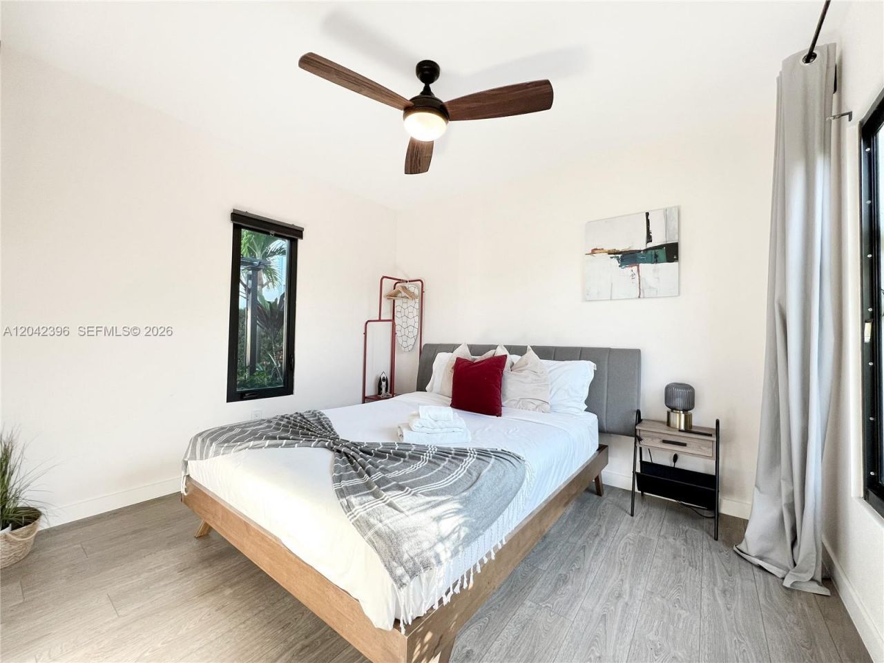 1240 NE 17th Ave, Unit 1, Fort Lauderdale, FL 33304 Photo