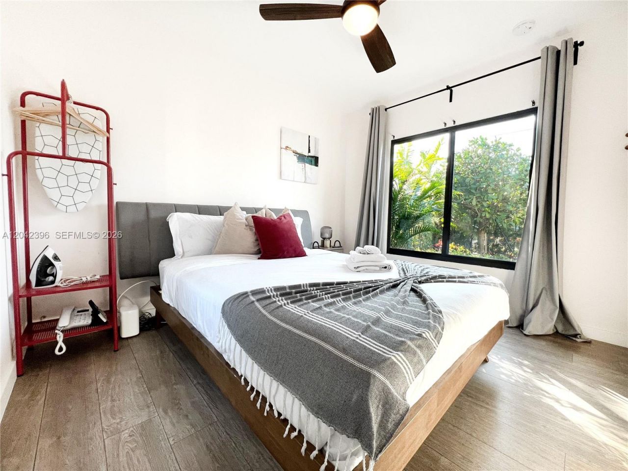 1240 NE 17th Ave, Unit 1, Fort Lauderdale, FL 33304 Photo