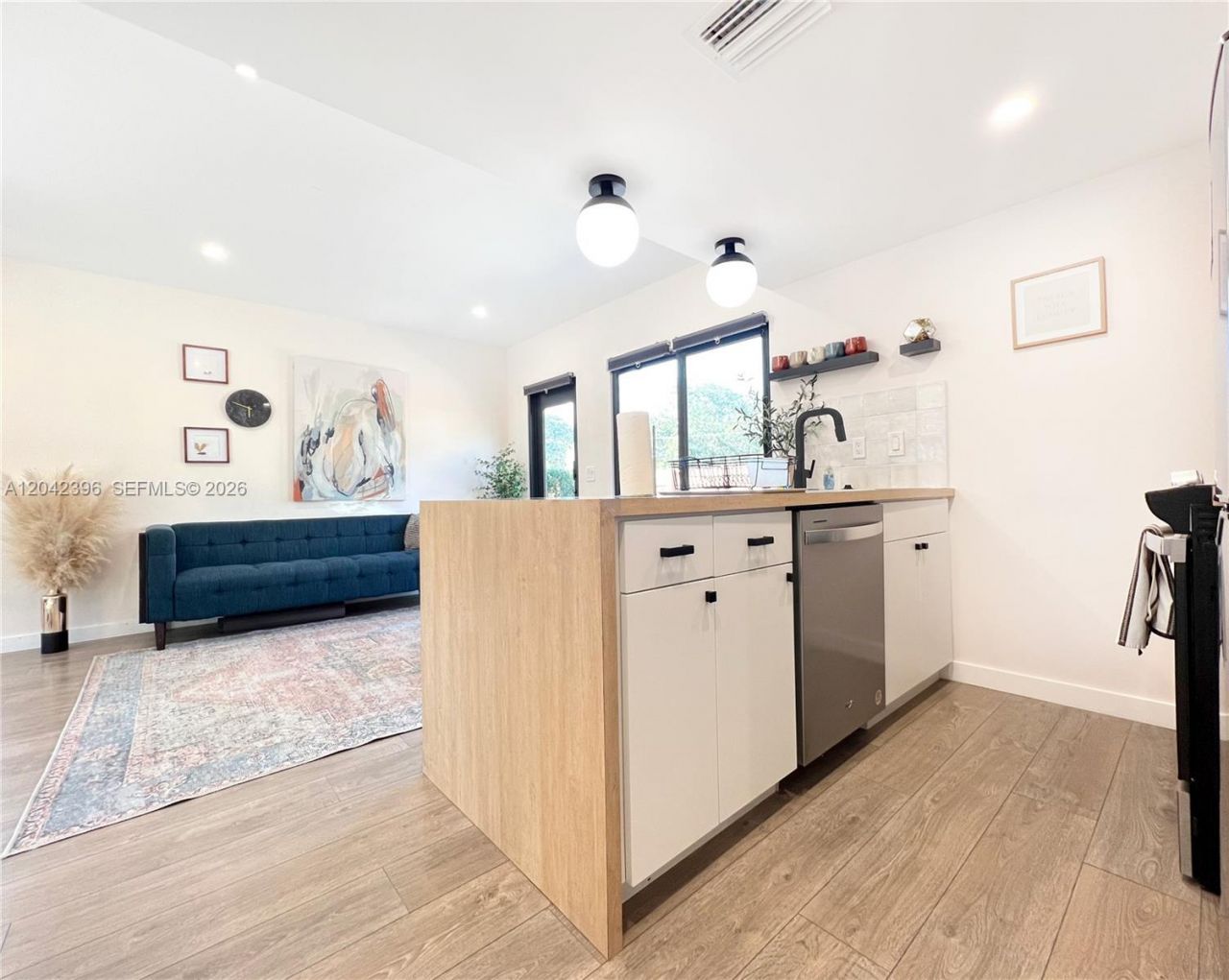 1240 NE 17th Ave, Unit 1, Fort Lauderdale, FL 33304 Photo