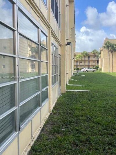 8285 Sunrise Lakes Blvd, Unit 106, Sunrise, FL 33322 Photo
