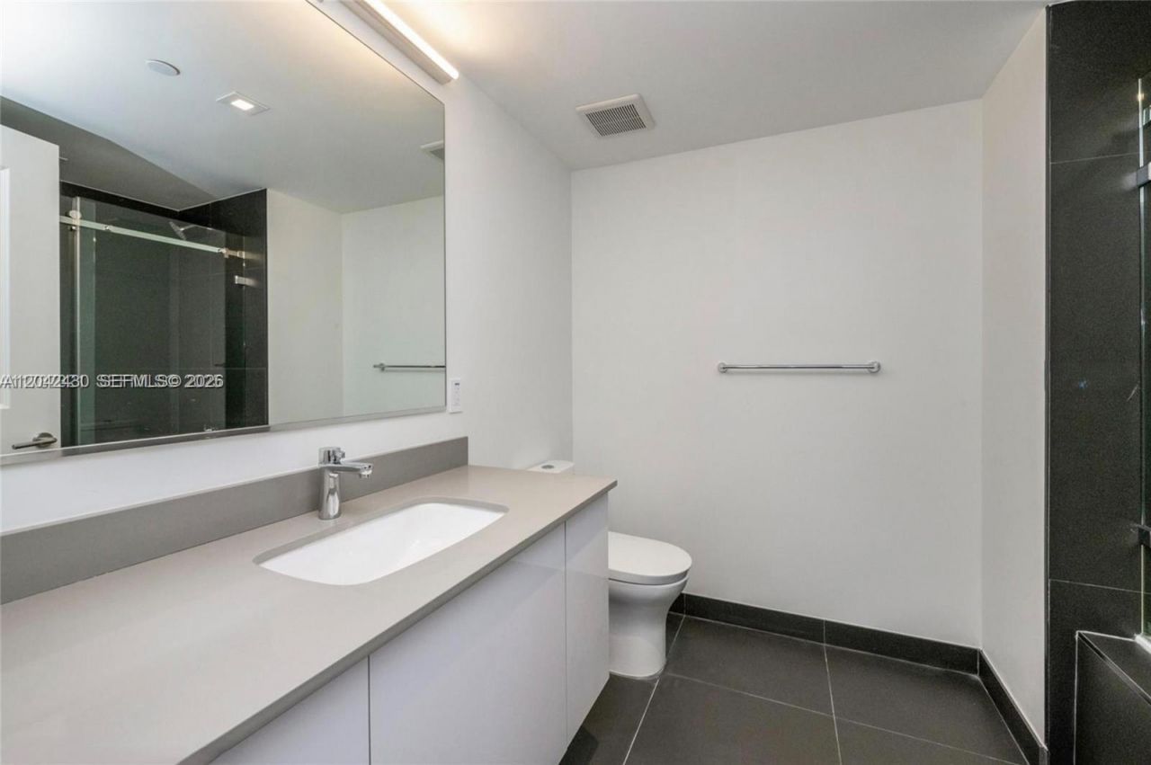 1600 NE 1st Ave, Unit 1401, Miami, FL 33132 Photo