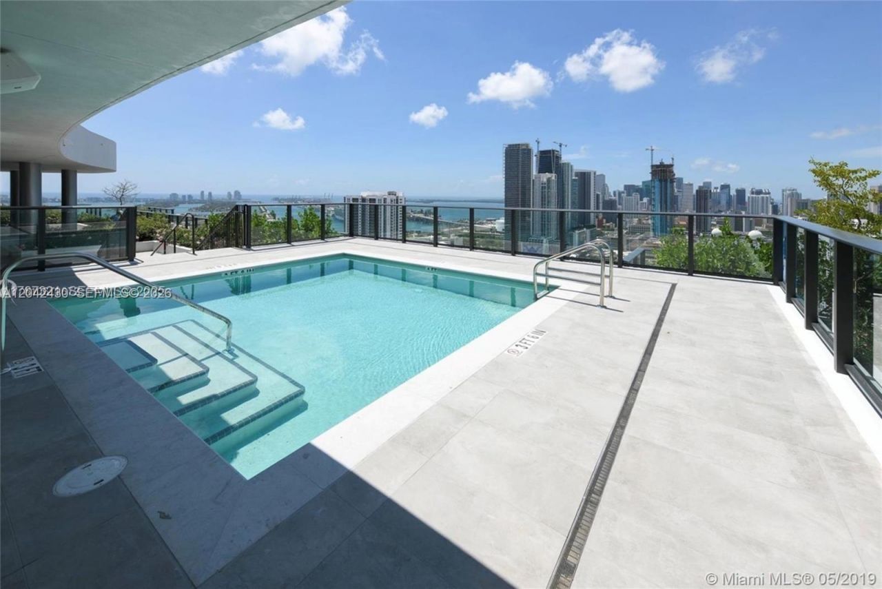1600 NE 1st Ave, Unit 1401, Miami, FL 33132 Photo