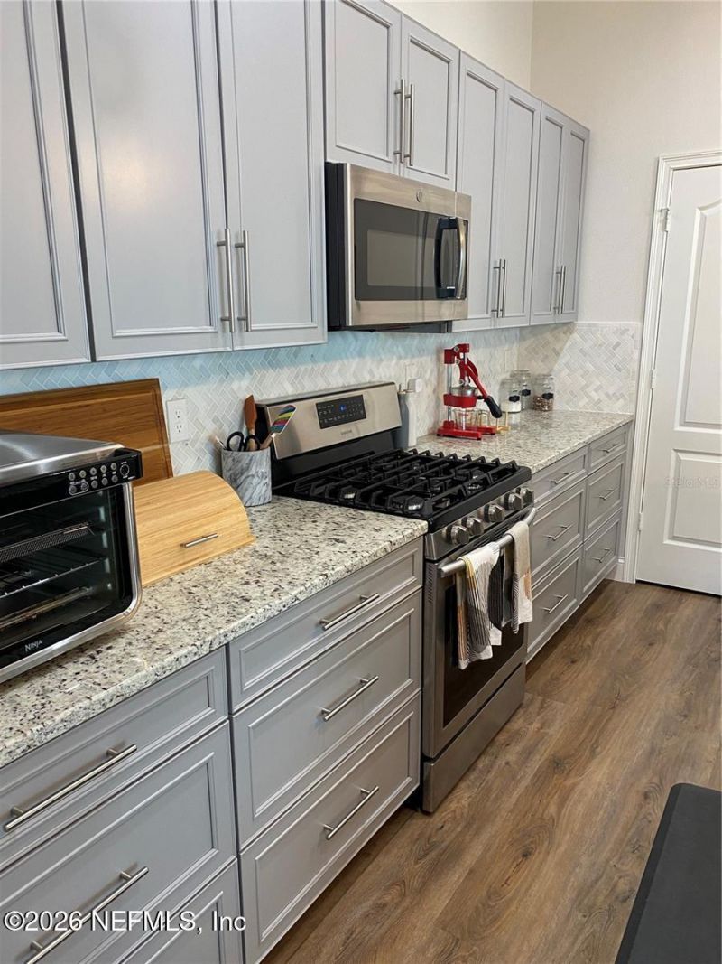6487 SW 74th Drive, Gainesville, FL 32608 Photo