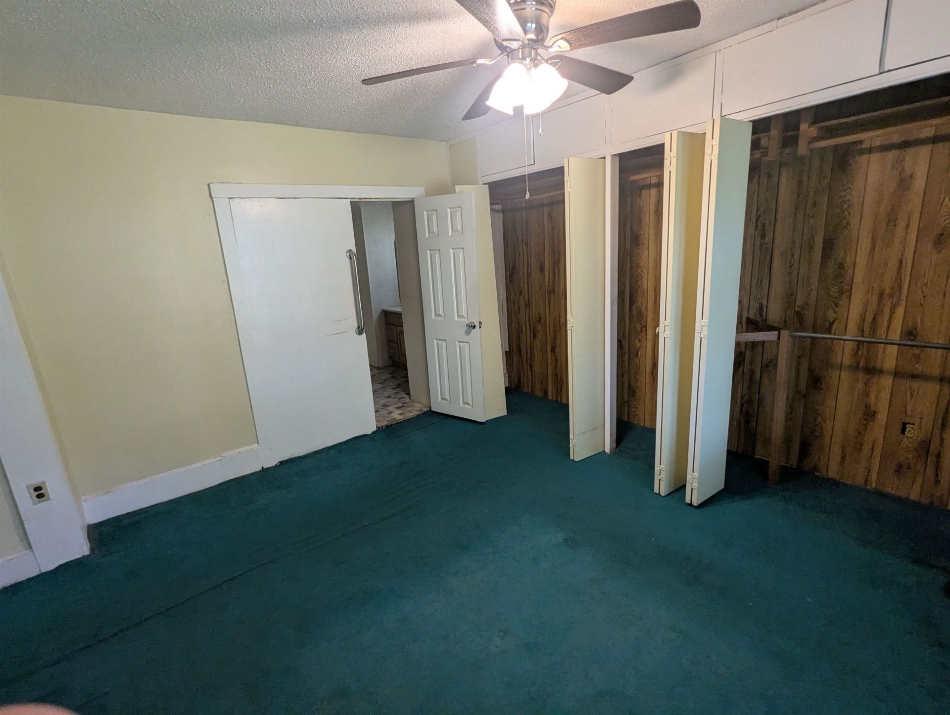 4878 South Fraser St. Photo 10