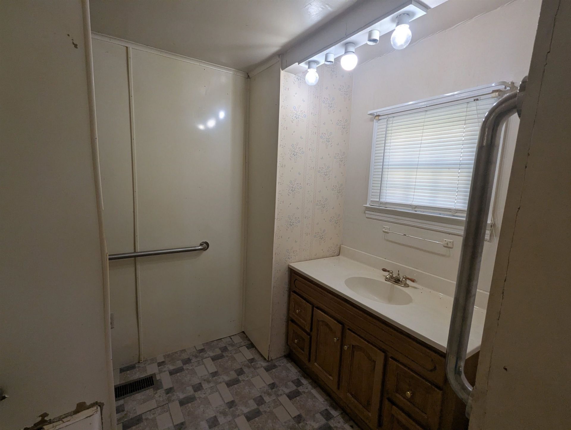 4878 South Fraser St. Photo 17