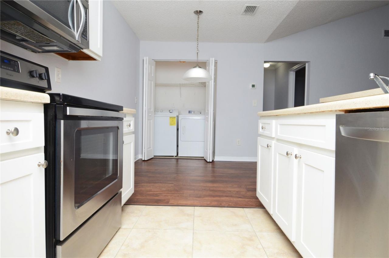 10263 Gandy Boulevard N, Unit 2116, Saint Petersburg, FL 33702 Photo