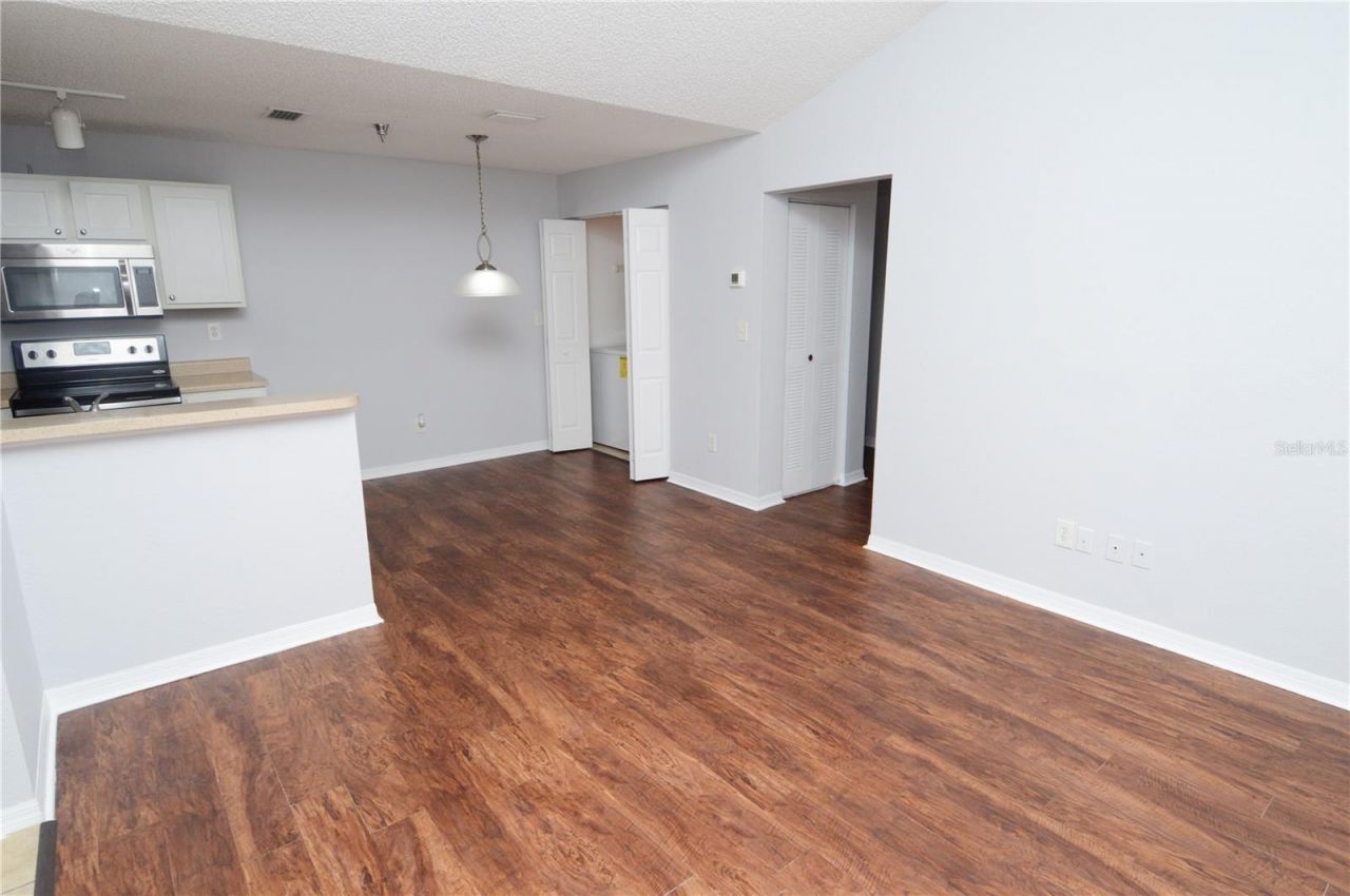 10263 Gandy Boulevard N, Unit 2116, Saint Petersburg, FL 33702 Photo