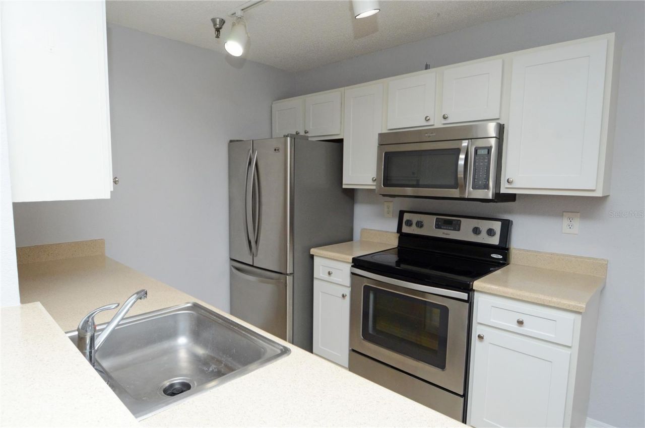 10263 Gandy Boulevard N, Unit 2116, Saint Petersburg, FL 33702 Photo