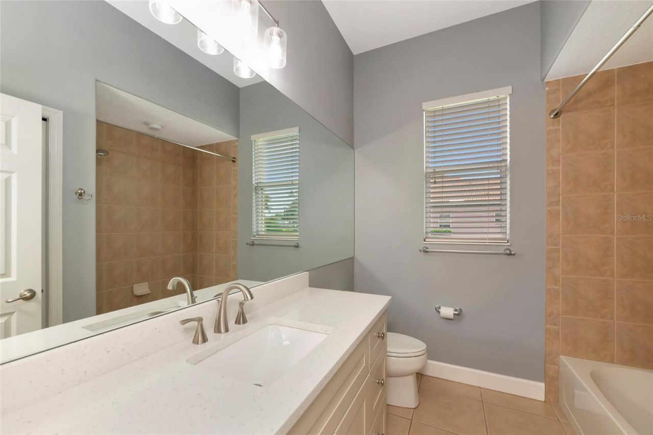 14711 2nd Avenue Circle Ne, Bradenton, FL 34212 Photo