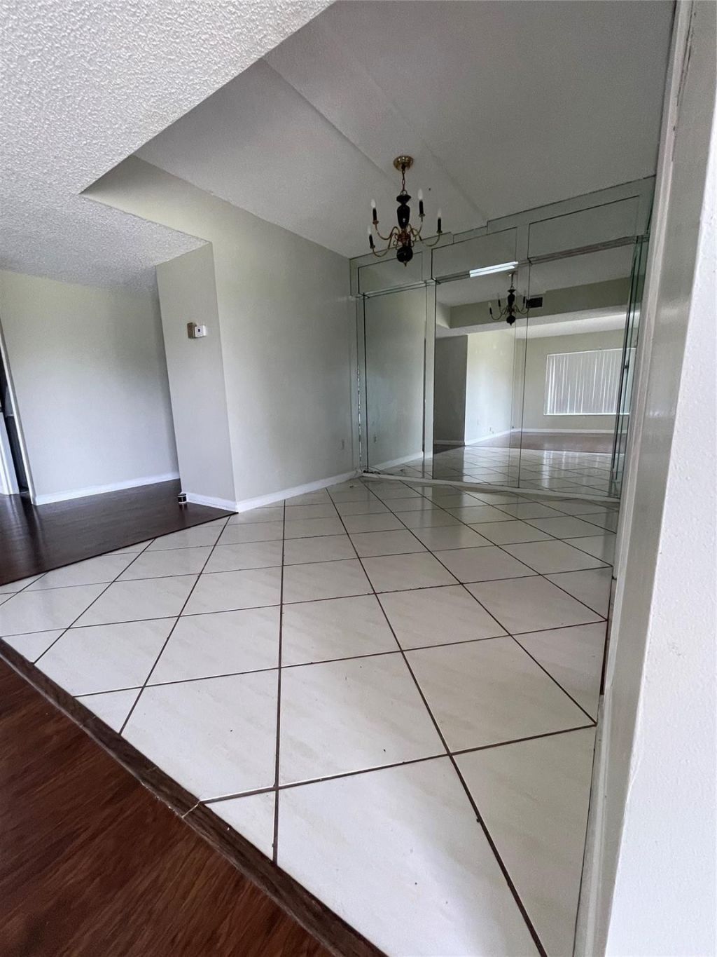 4158 Inverrary Drive, Unit 111, Lauderhill, FL 33319 Photo