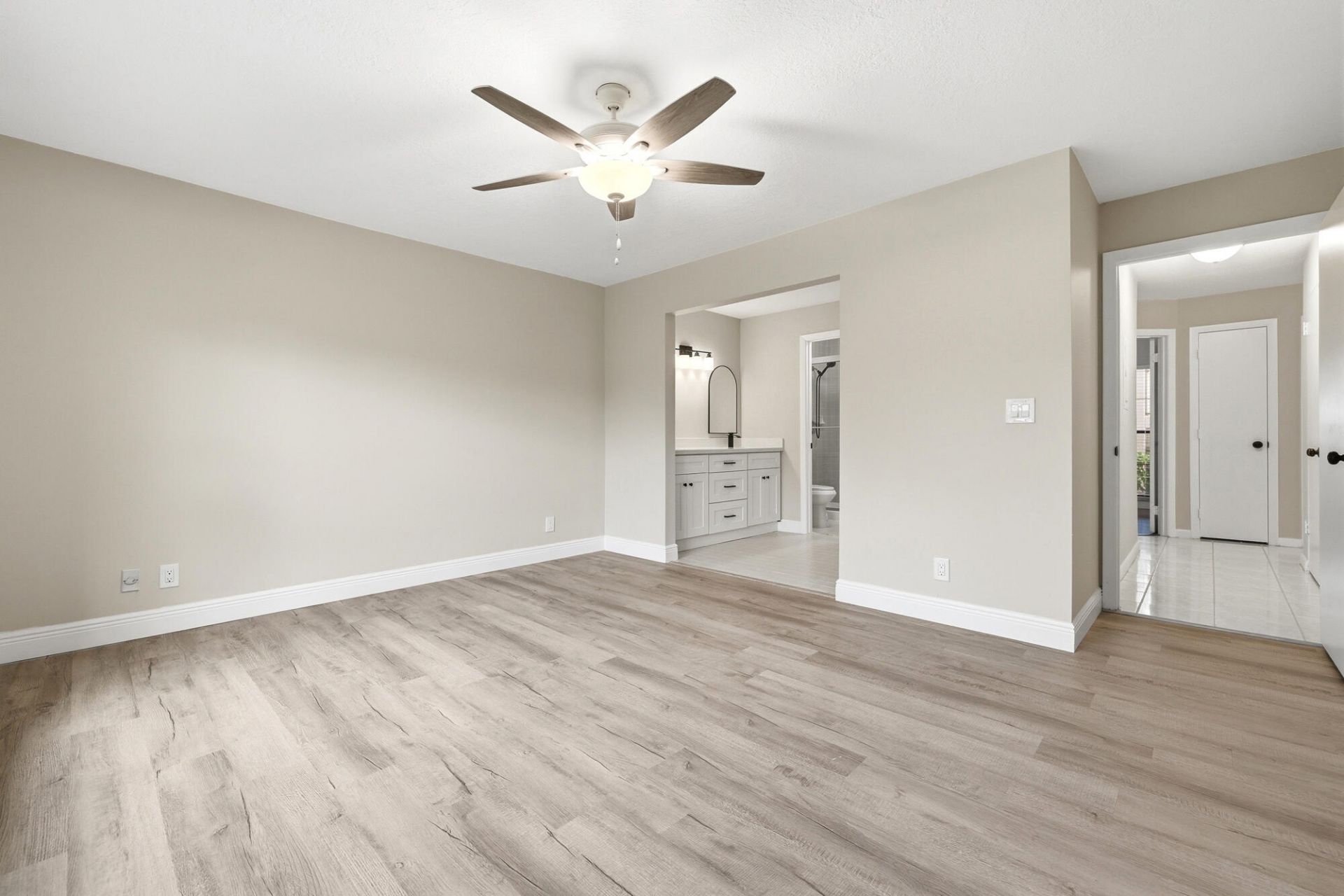 3357 Jog Park Drive, Unit 4212c, Greenacres, FL 33467 Photo