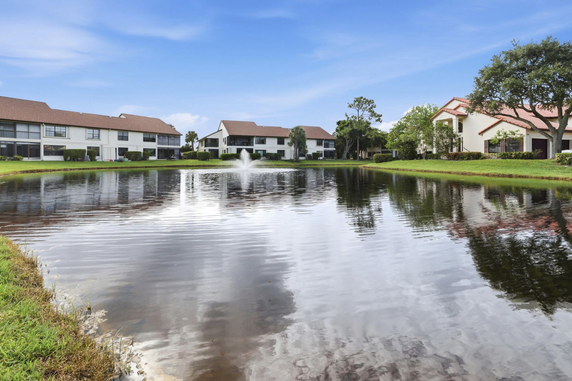 3357 Jog Park Drive, Unit 4212c, Greenacres, FL 33467 Photo