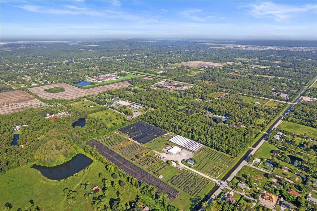 1535 B Road, Loxahatchee Groves, FL 33470 Photo