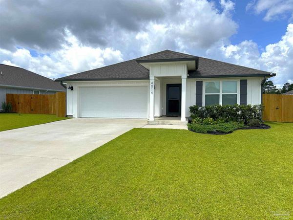 4014 Whitetail Ln, Pensacola, FL 32526
