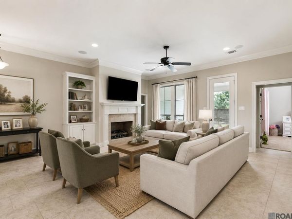 16490 Anna Belle Dr, Prairieville, LA 70769