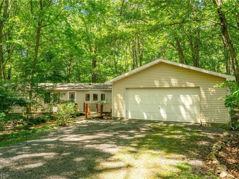 121 Skeleton Road NW, Dellroy, OH 44620 Photo 2