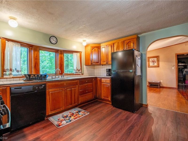 121 Skeleton Road NW, Dellroy, OH 44620 Photo 5