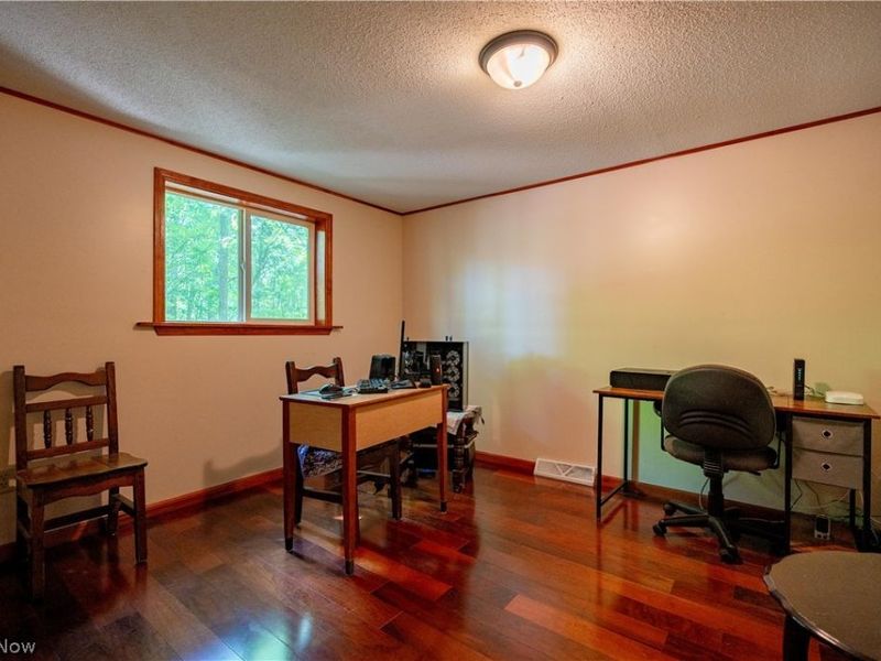 121 Skeleton Road NW, Dellroy, OH 44620 Photo 8