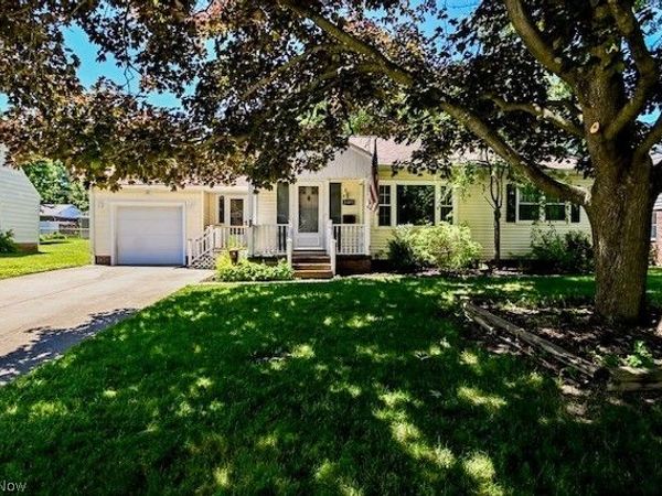 1495 Fairview Place , Alliance, OH 44601