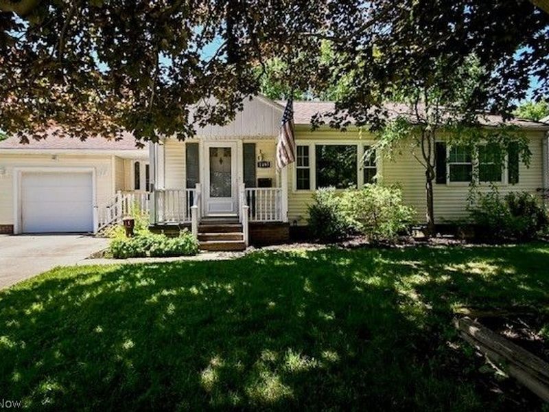 1495 Fairview Place, Alliance, OH 44601 Photo 3