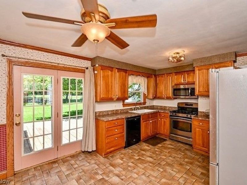 1495 Fairview Place, Alliance, OH 44601 Photo 8