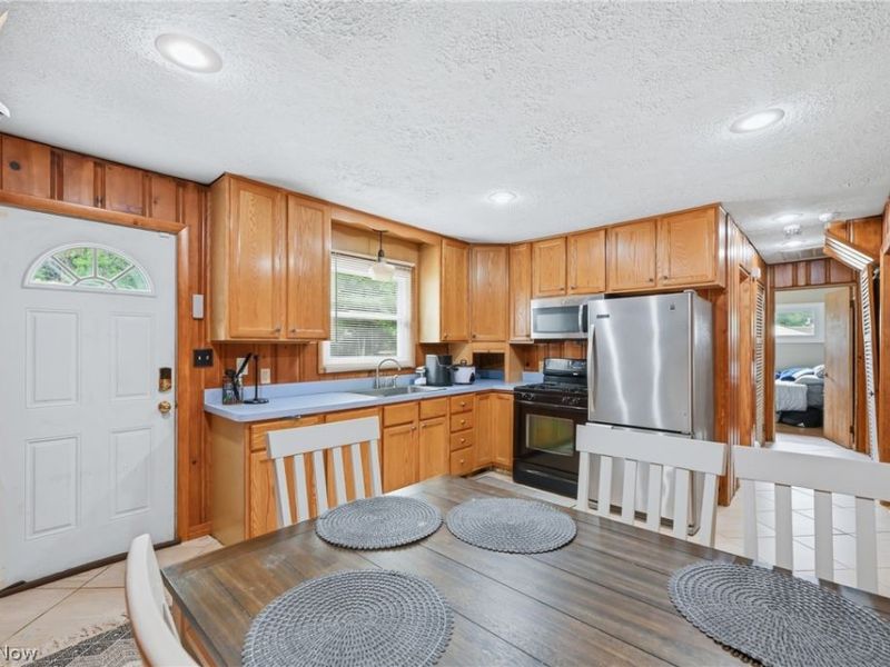3192 Roselawn Drive, Niles, OH 44446 Photo 19