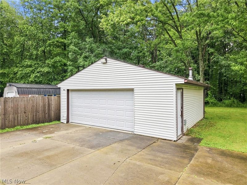 3192 Roselawn Drive, Niles, OH 44446 Photo 9