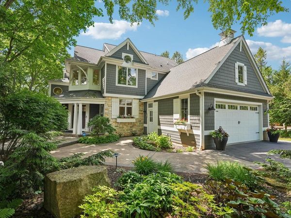 W343N6293 S Bayview ROAD, Oconomowoc, WI 53066