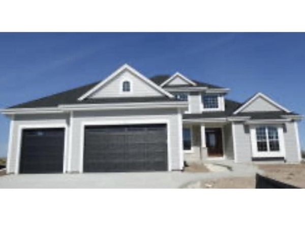 N55 W23852 FIELDSTONE PASS CIRCLE, Sussex, WI 53089