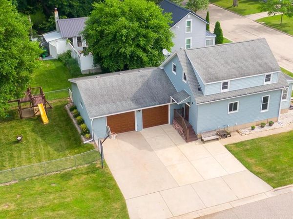 621 Dallas Street, Sauk City, WI 53583