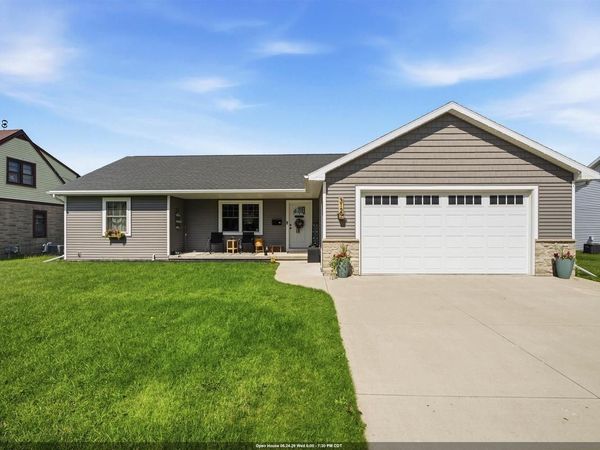 312 N JOHN STREET, Kimberly, WI 54136