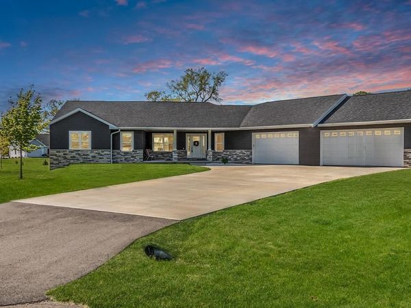 5412 WILDWOOD COURT, Winneconne, WI 54986