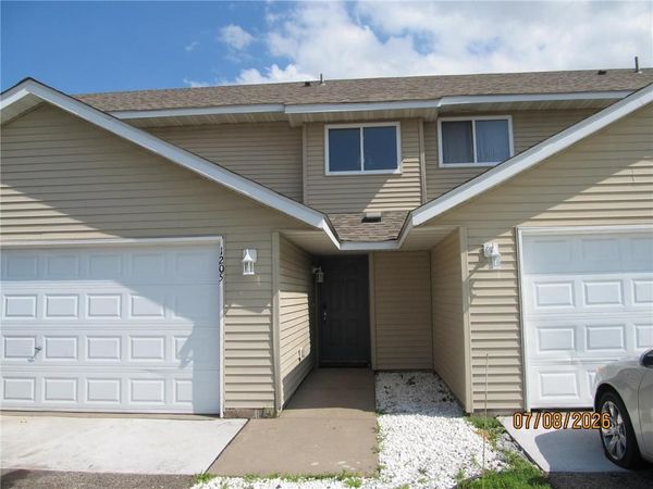 1205 W 9th Street, New Richmond, WI 54017