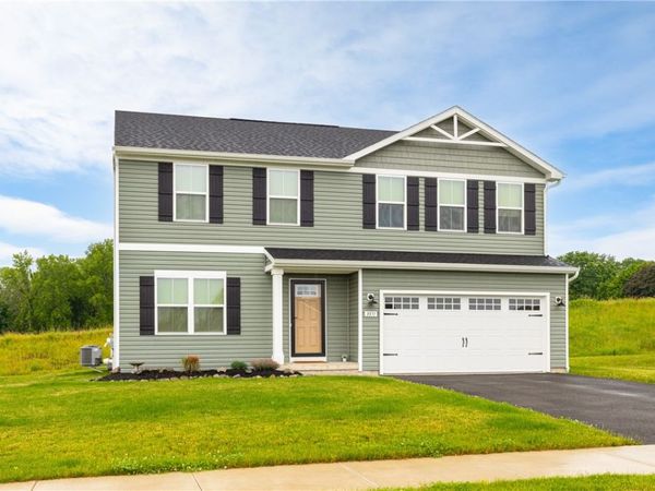 3371 Verbena Lane , Walworth, NY 14568