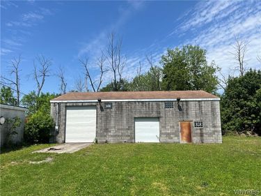 3204 Highland Avenue , Niagara Falls, NY 14305